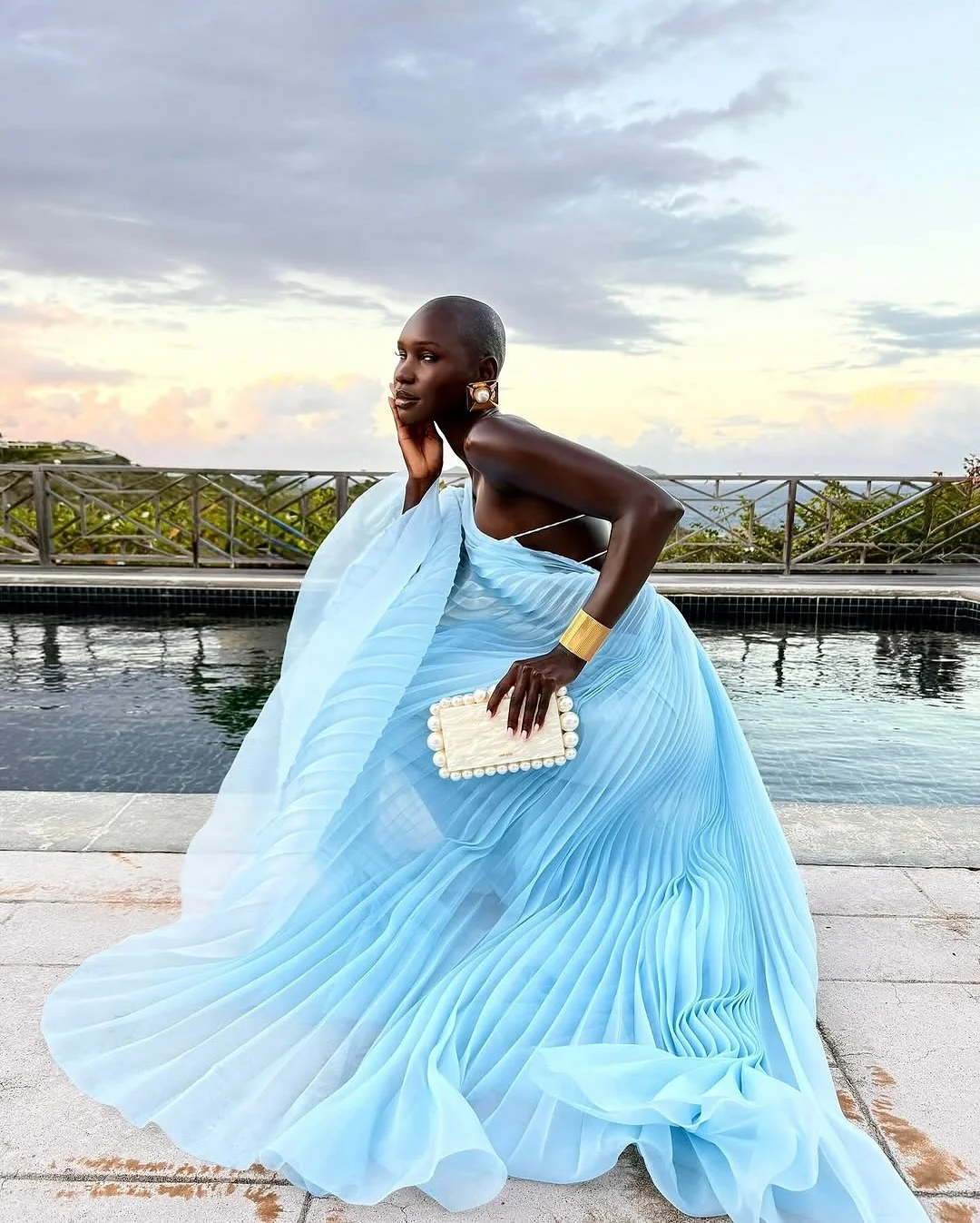 

Light Sky Blue One Shoulder Prom Dress Chiffon Pleated A Line Evening Gowns African Women Formal Occasion Party Dress