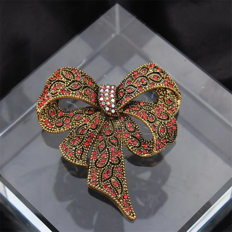 1 luxury and beautiful vintage novelty elegant inlaid with versatile rhinestone bow ladies brooch, can enhance personal charm