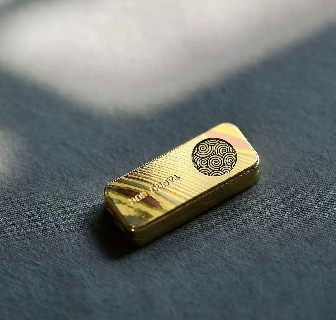 Used EDC New Tangdou Edc Copper Horse Sugar Cube Mechanical Push Brand C Model, The New Outer Plastic Has Not Been Removed