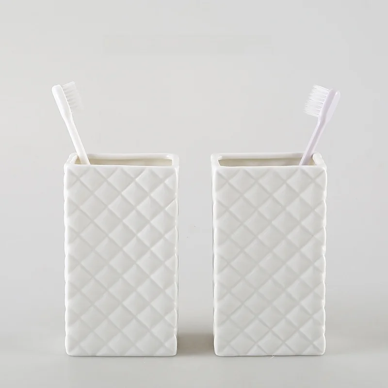 

KULE HOME mat Cerc Toothbru Cup Holder Batoom Waing Cup for Couples Simple Design Batoom Accories