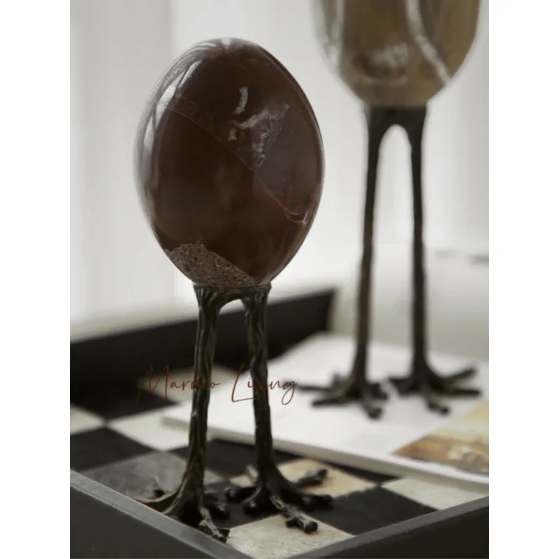 

Luxury Natural Marble Egg Shaped Decor for Table and Shelf Vintage Claw Shaped Home Ornaments for Living Room Bedroom Cabinets