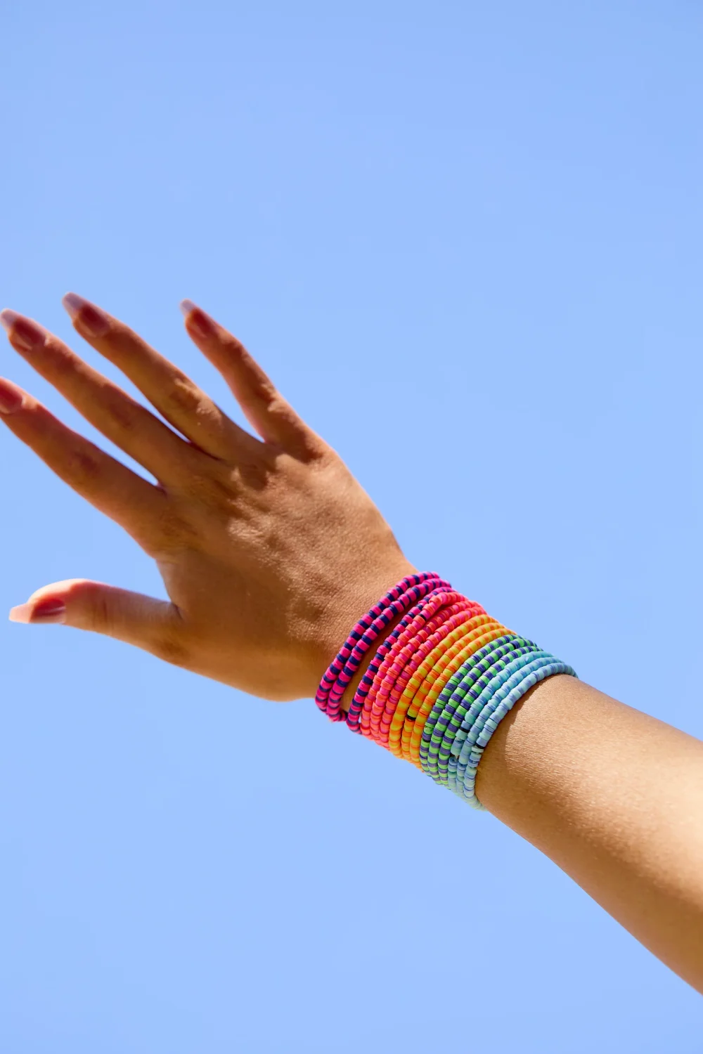 

Vlen Heishi Bracelet Colorful 4mm Polymer Clay Beads Elastic Stretch Boho Beach Jewelry Stackable Summer Festival Vacation