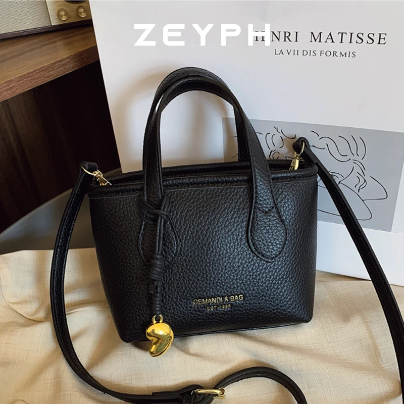 

Zeyph Dopamine Style PU Leather Trampit Underarm Bag Women's Four Seasons Style Shoulder Bag Women's 2025 New Trend Y2K Tote
