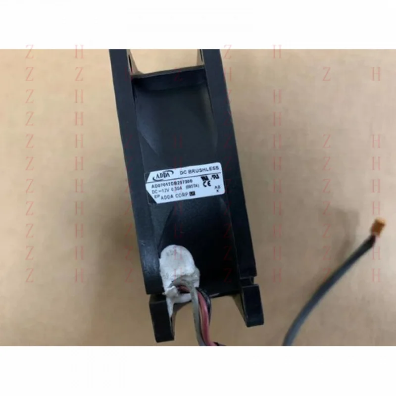XXZ   1PC 0.3A 7CM FAN For W1070 Projector AD07012DB257300 12V