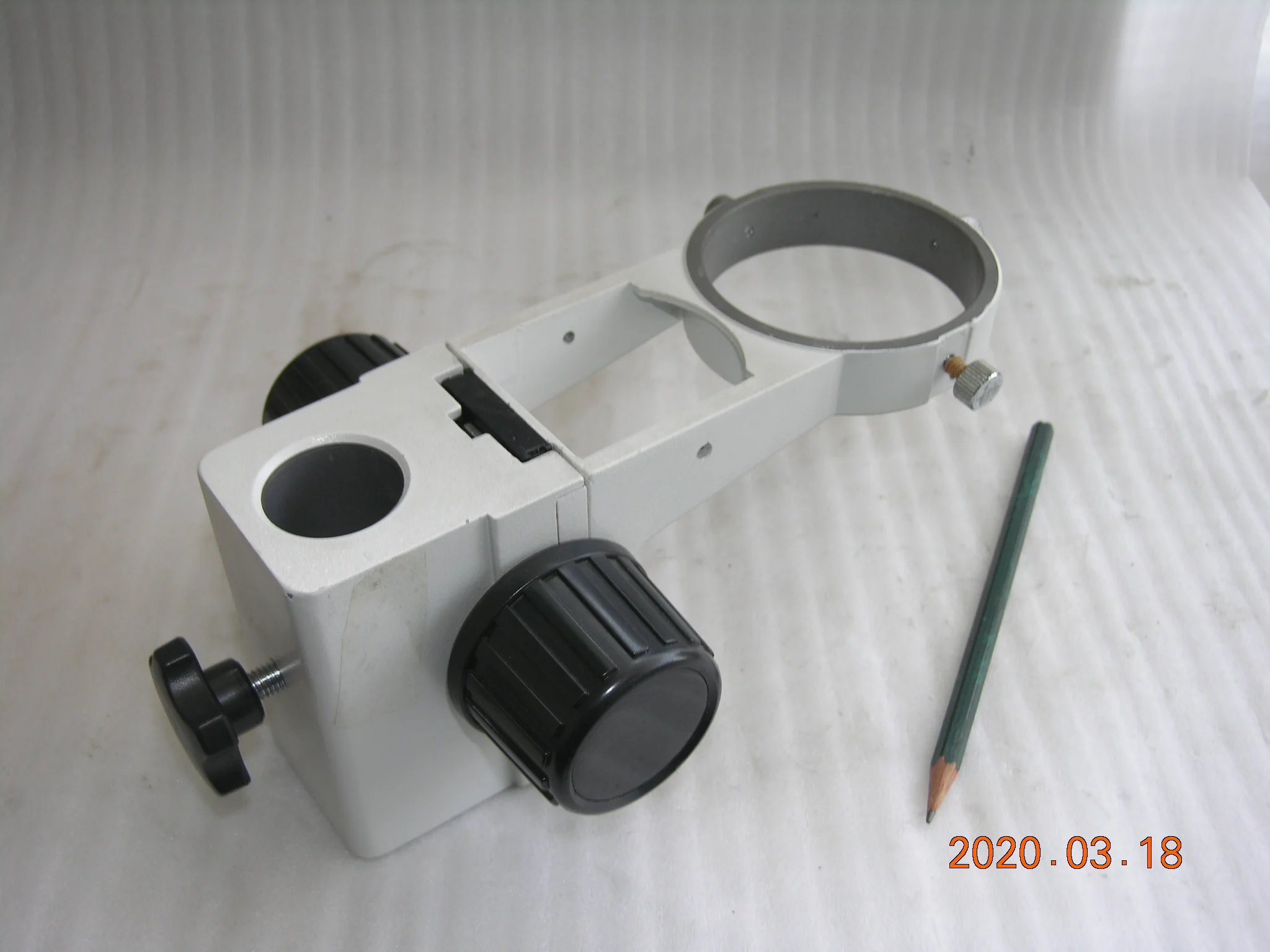 

Body microscope focusing frame lifting mechanism focusing bracket large hole 76mm column hole 32MM