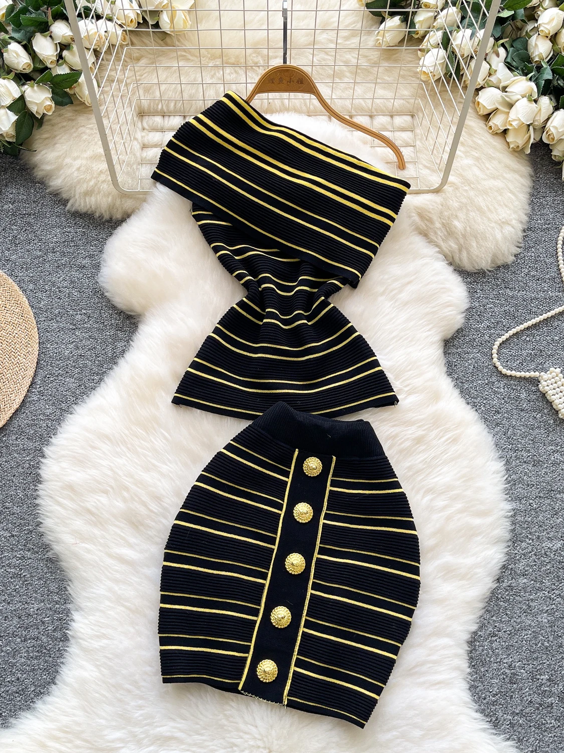 Foamlina женский вязаный комплект из 2 предметов в полоску с узором на одно плечо, майка без рукавов и эластичные пуговицы на талии, мини-юбка-карандаш, костюмы