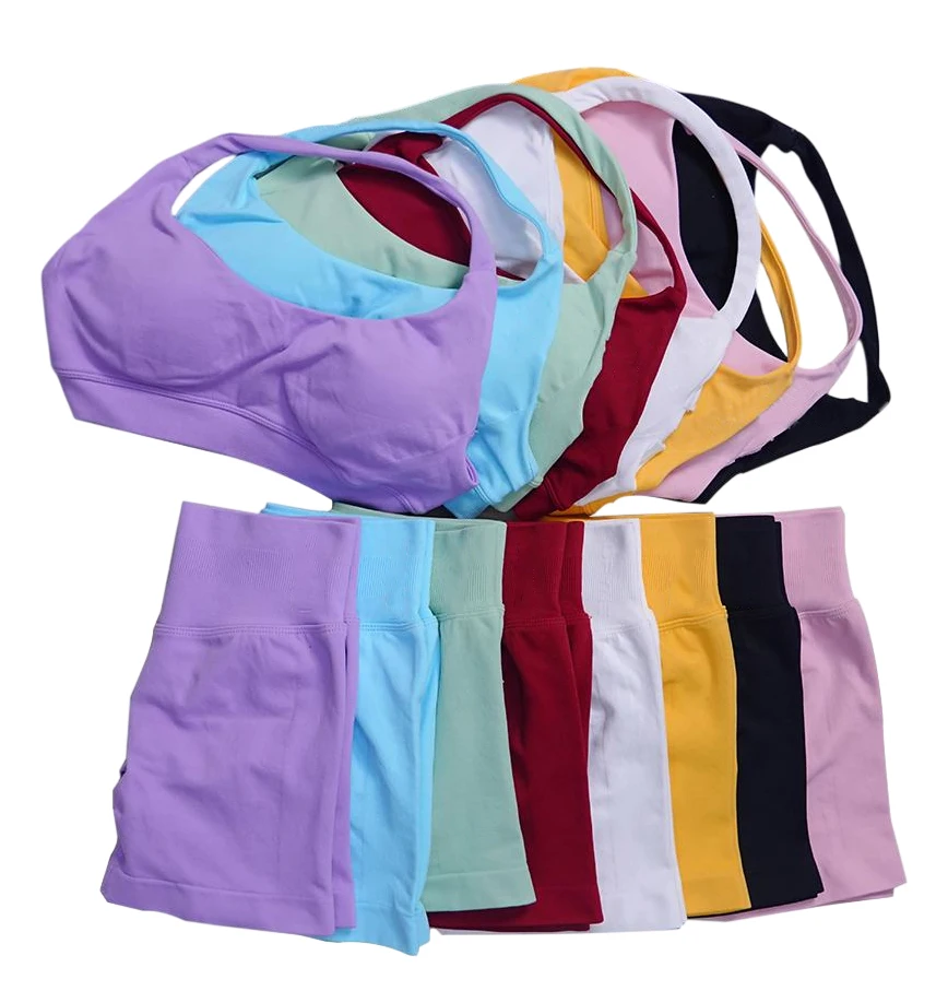 Yoga Outfits Gym 2PCS Set for Woman Sports Bra Shorts Seamless Halter Neck Bra and Scrunch Shorts Workout Suit