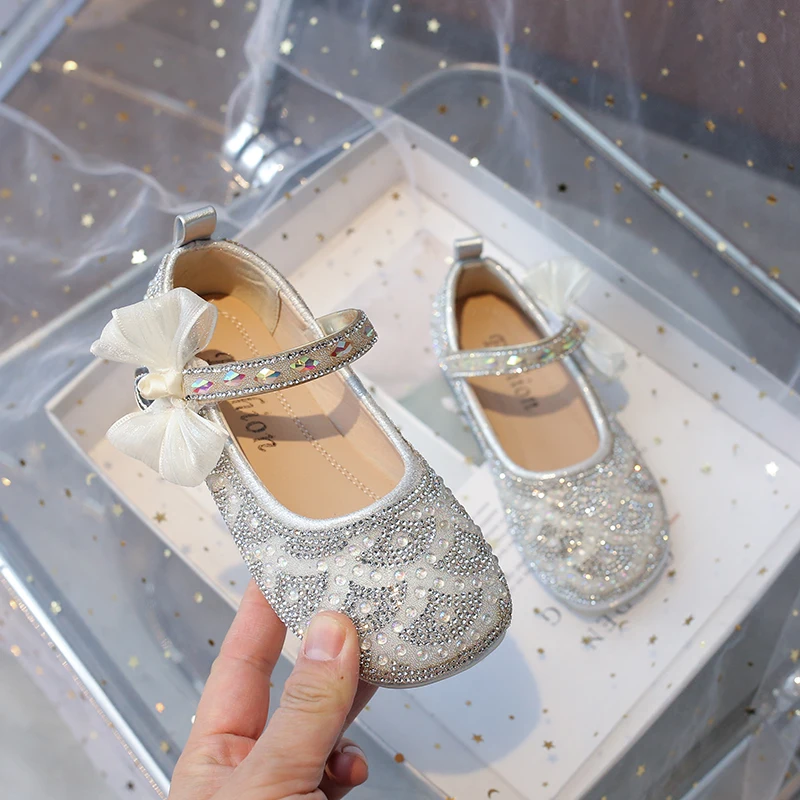 Girls Mary Jane Shoes Silver Thin Glitter Drill Girls Small Leather Shoes Pink Flat Non-slip Kids Princess Single Shoes Sandals