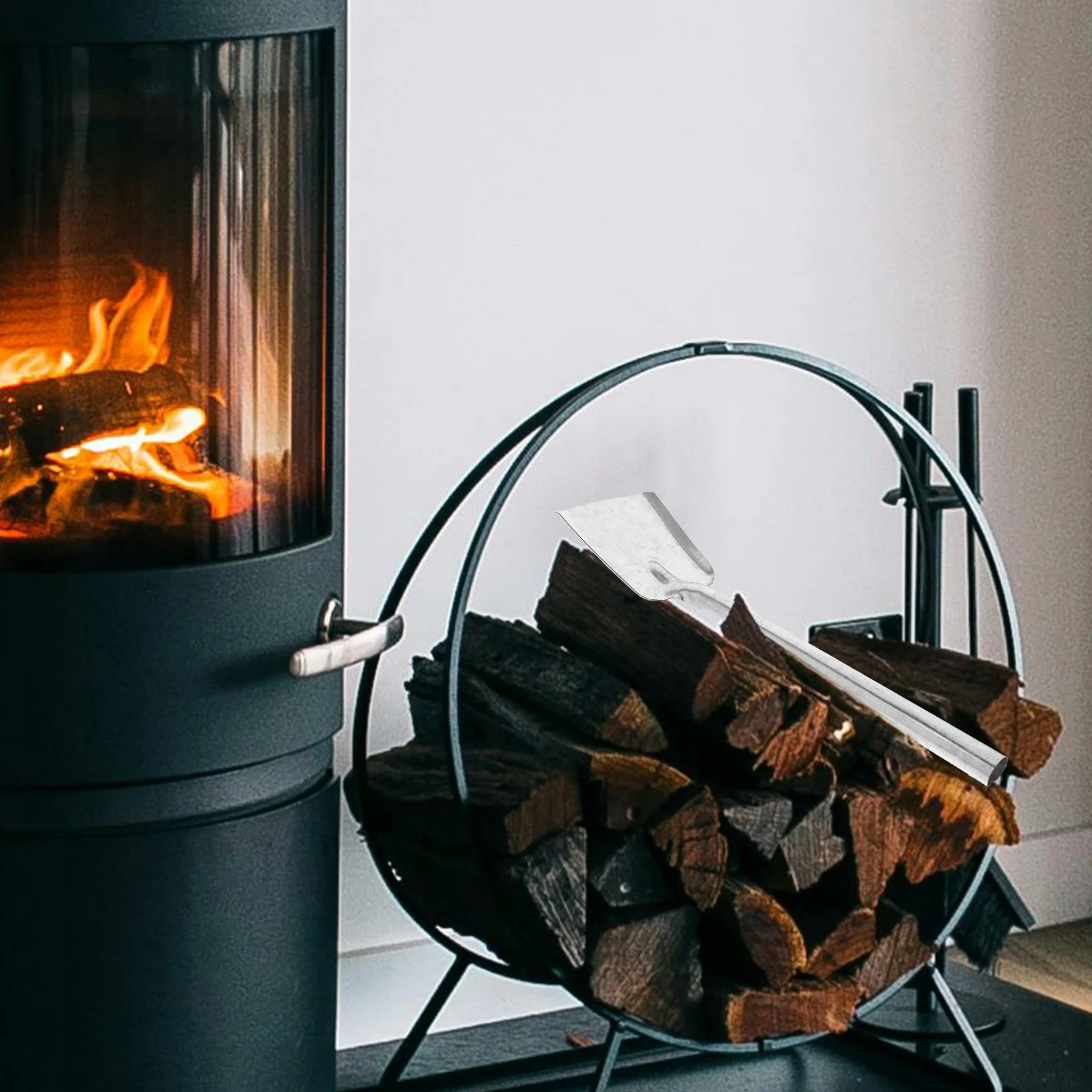 

Convenient Garden Shovel Multi-Purpose Metal Spade for Ash Soil Charcoal Handling Lightweight Ergonomic Handle Outdoor Indoor