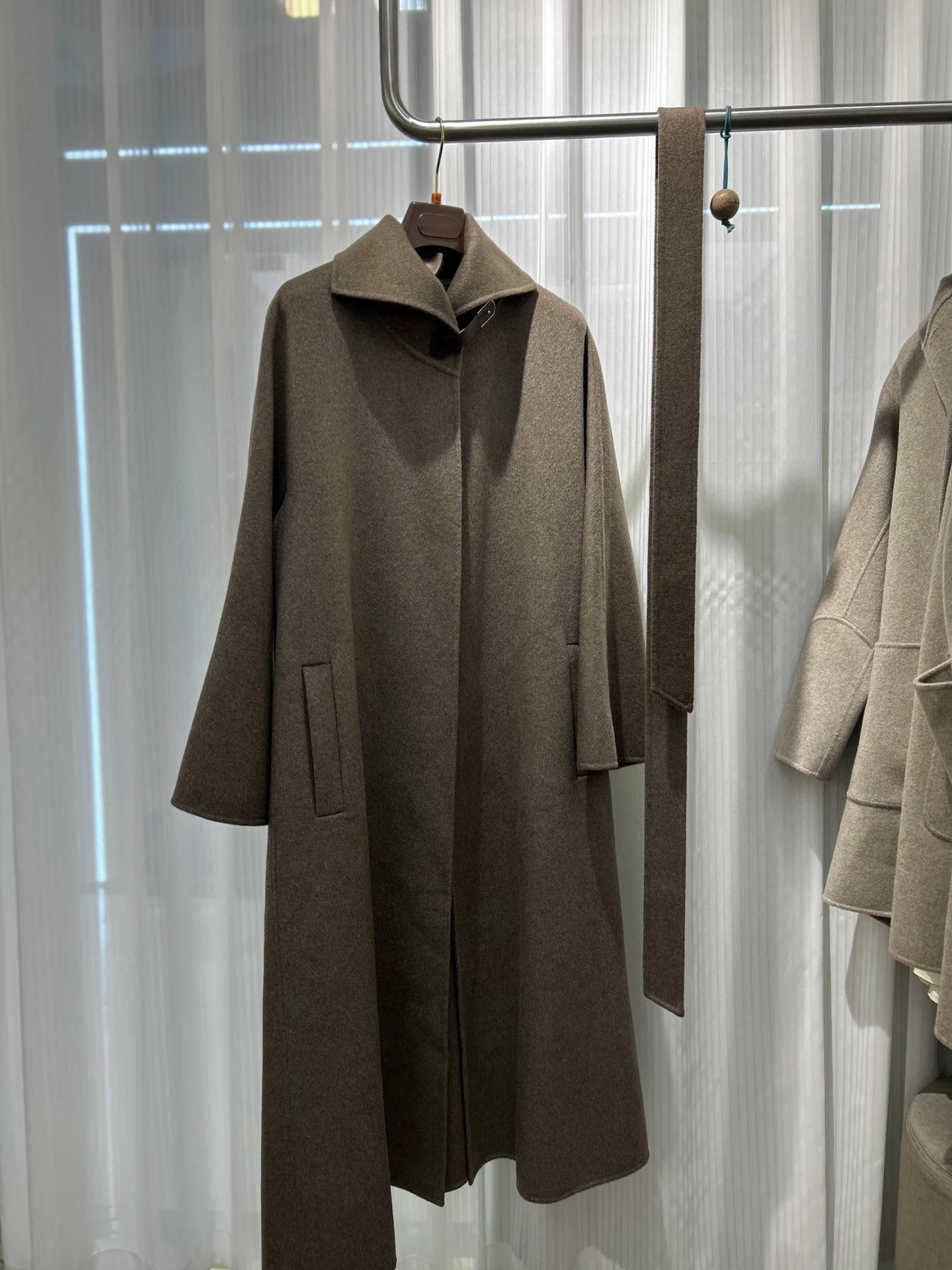 2026 Autumn/Winter New High-Quality Fashion Leather Buckle Stand Collar Double-Sided Cashmere Coat For Women