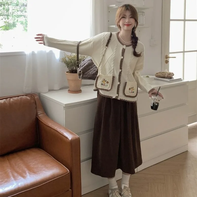 Cardigan ricamato da donna tutto-fiammifero dolce giovanile twist autunno inverno stile francese con pannelli adolescenti Prairie Chic Maillard