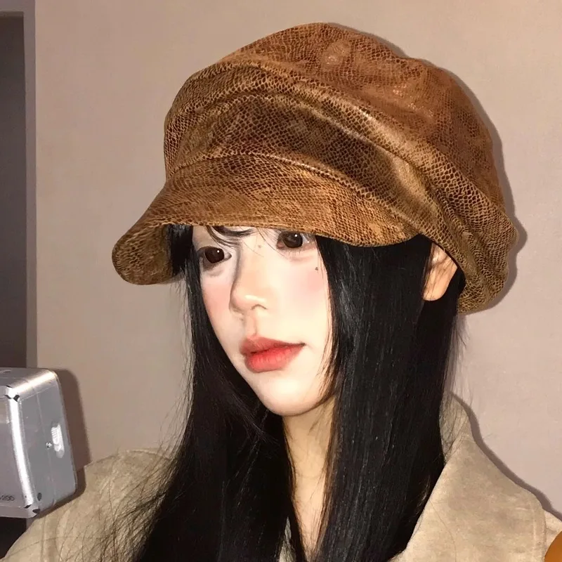 

Vintage Plaid PU Leather Berets for Women Spring and Autumn Travel Casual Versatile Show Face Small Literary Painter Hats