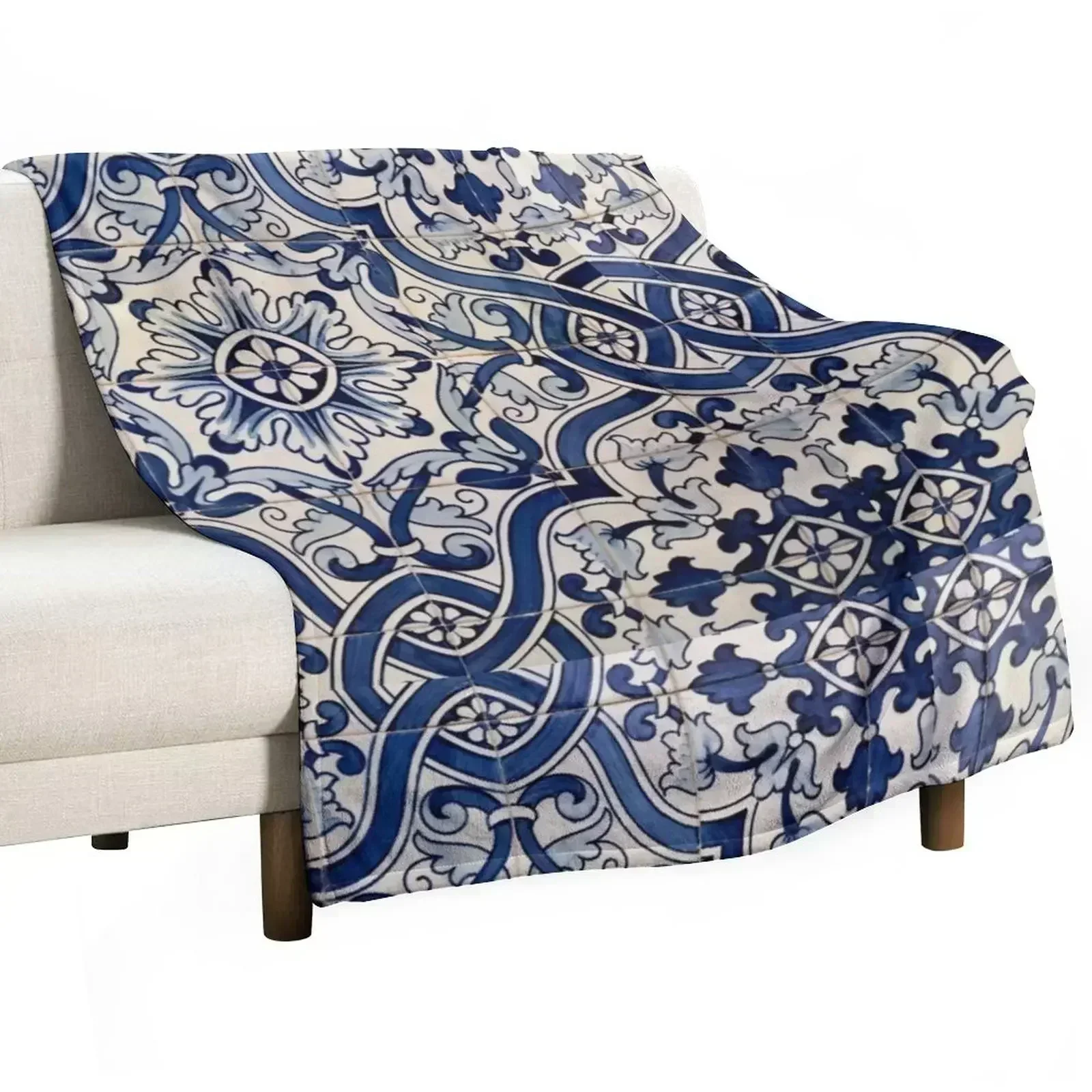 Beautiful Blue Portuguese tile - Azulejo Throw Blanket Beach cosplay anime Decoratives Fashion Sofas Blankets