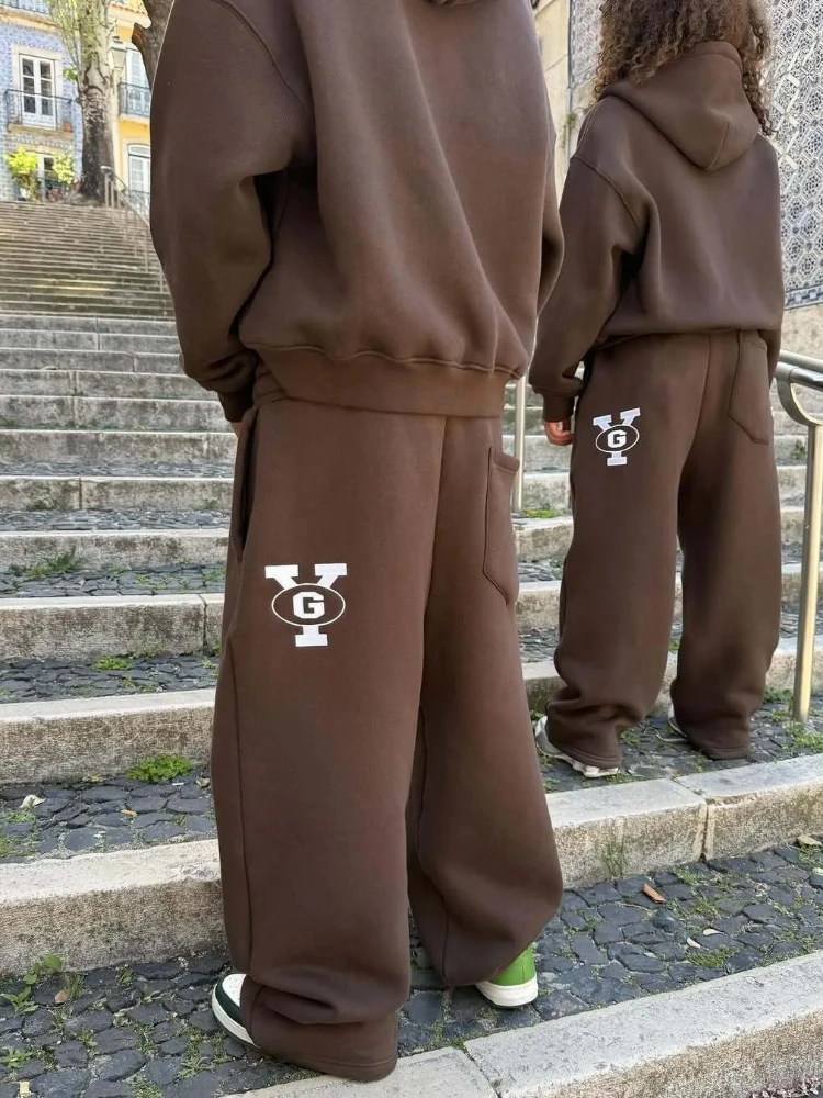 

Retro hoodie with embroidered letters warm hoodie casual and loose winter sportswear sweatpants set for men and women