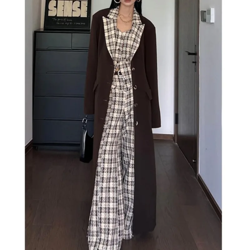 Winter wear with high fashion plaid brown medium and long coat women 2025