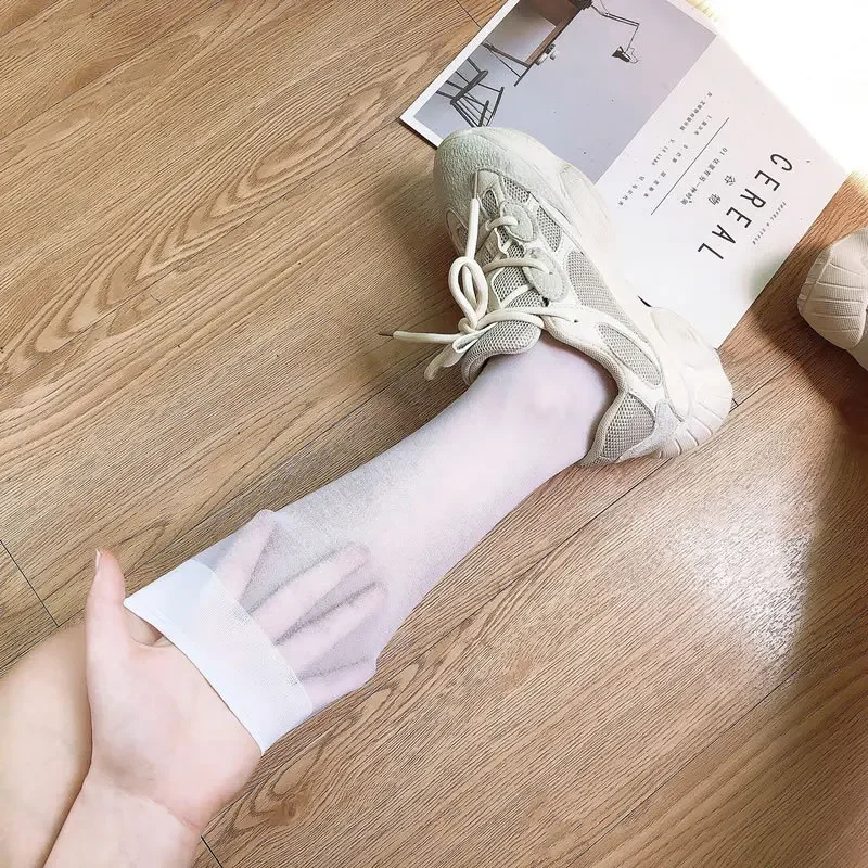 Calcetines hasta la rodilla finos de seda para mujer, medias elásticas transparentes para primavera y verano, calcetines largos de nailon bonitos transpirables Lolita JK