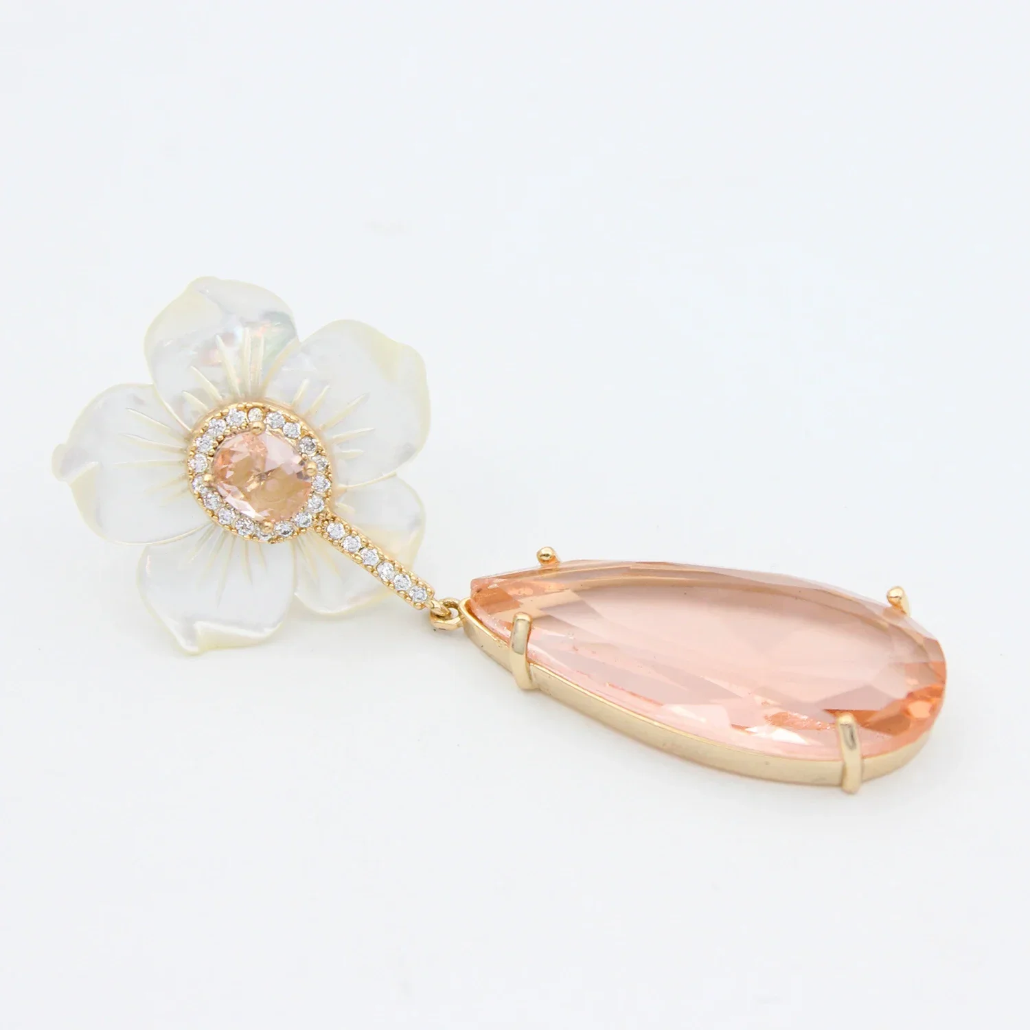 Shell Flower Water Drop Dangle Earrings for Women Designer Jewelry Elegant Party Accessories Female Gift