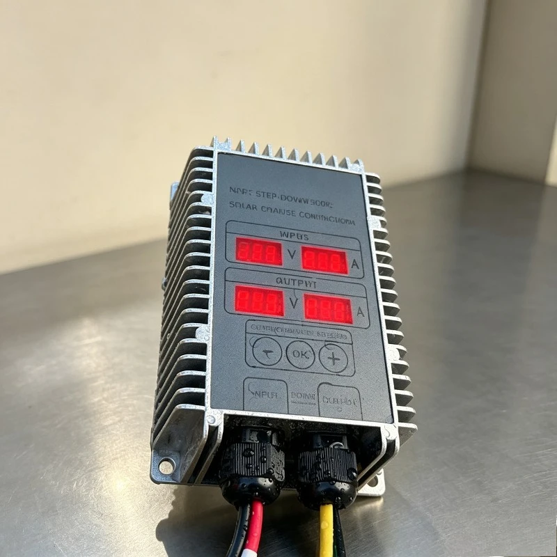 MPPT Solar Charge Controller 10-30V Adjustable Buck Module with Display for Photovoltaic LiFePO4 Battery Charger