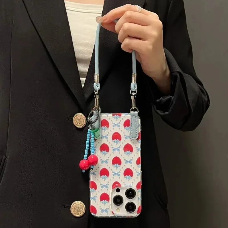 حافظة هاتف كرز زرقاء ملونة كاملة الشاشة مع حبل معلق طويل وقصير من الكرز لهاتف آيفون 11 12 13 14 15 16 برو ماكس