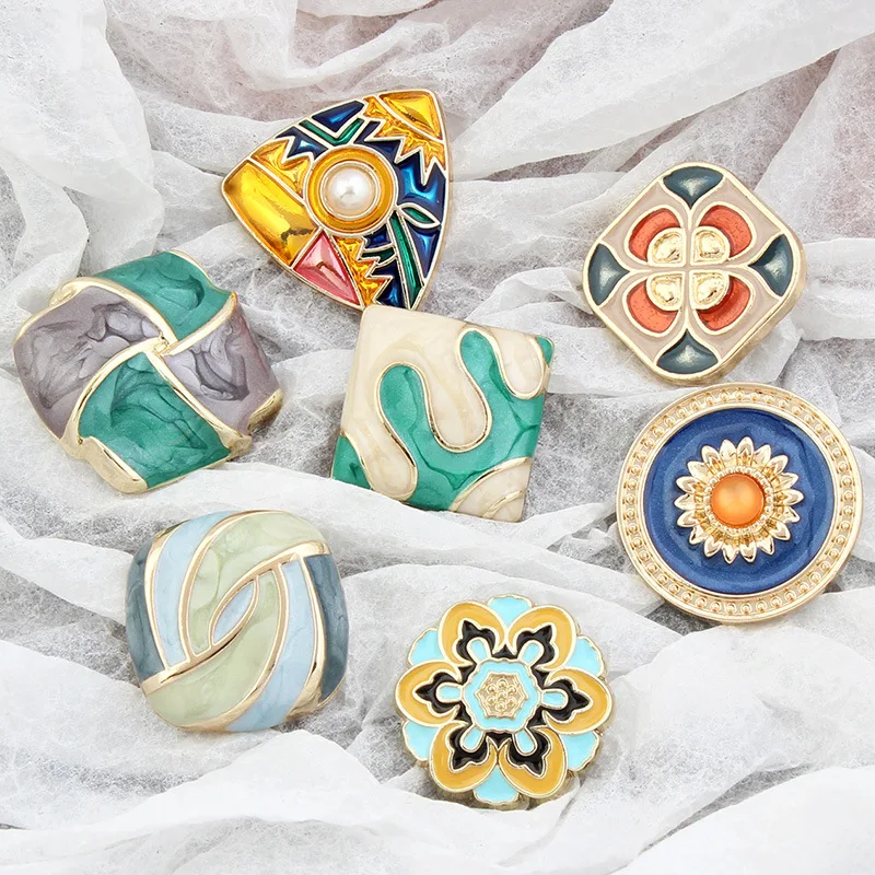 6pcs Seven Different Shapes of Fashion Beautiful Painted Metal Buttons Coat Cardigan Skirt Decorative Buttons Sewing Supplies