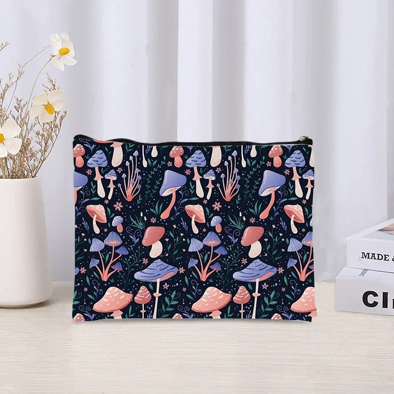 Magical Mushrooms Fresh Flowers Pattern Zipper Pouch Ladies Make Up Bag Kawaii Pencil Case Stationery Storage Lipstick Clutch