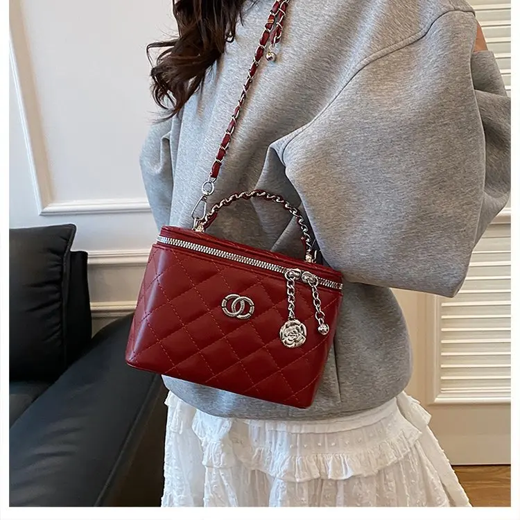 Fa Cai دلو حقيبة مقبض صلب المحمولة دلو حقيبة 2025 جديد قابل للتعديل سلسلة Crossbody الكتف حقيبة نسائية عبر الحدود حقيبة