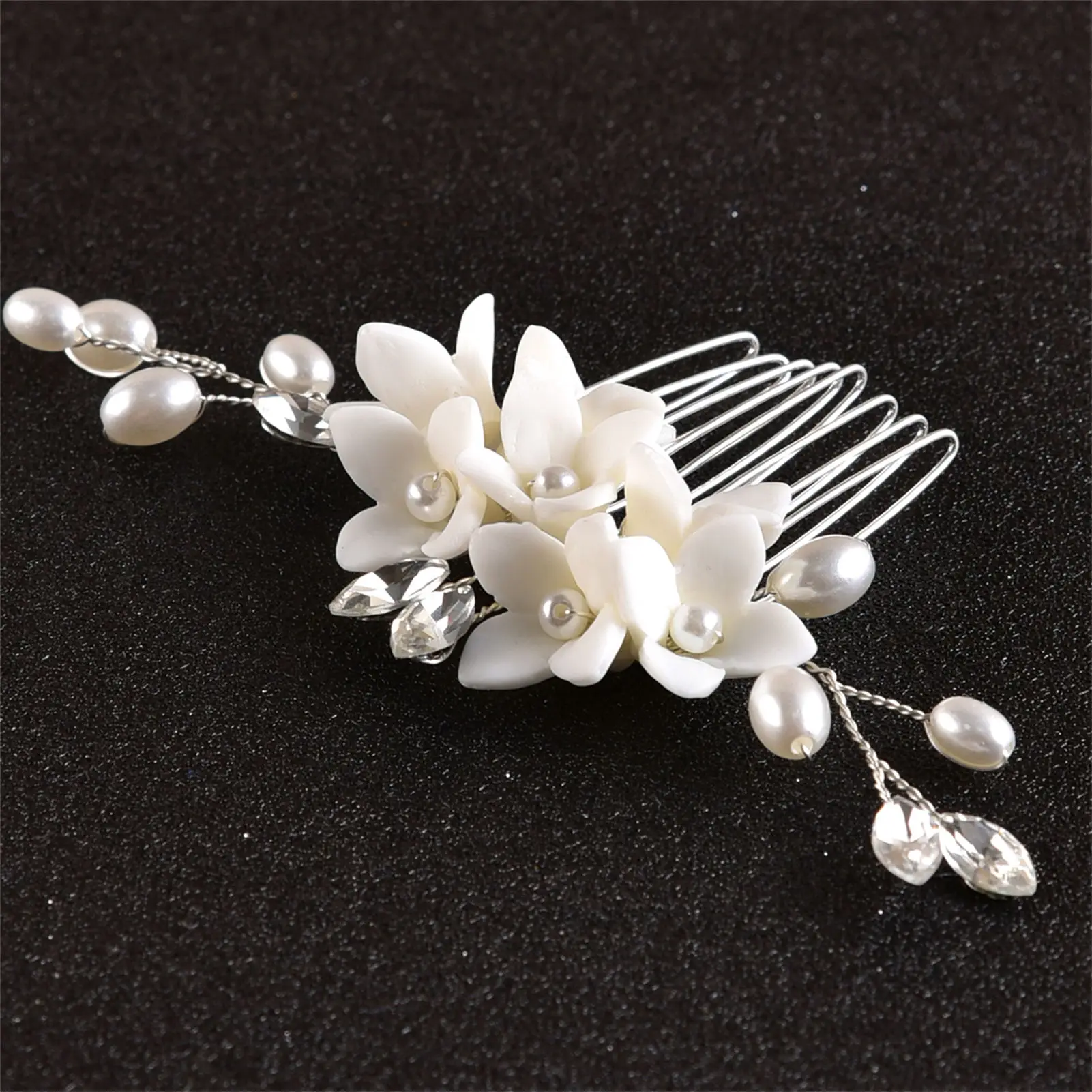 Woman's Pearl Hair Comb Headpiece Woman Metal Comb Barrette with Pearl for Princess Party Favors Accessories