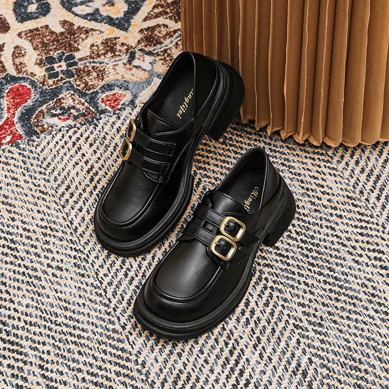 2023 New Women Leather Shoes Black Loafers Fashion Metal Decoration Pumps Ladies Banquets Offices Oxfords Woman Casual Shoes