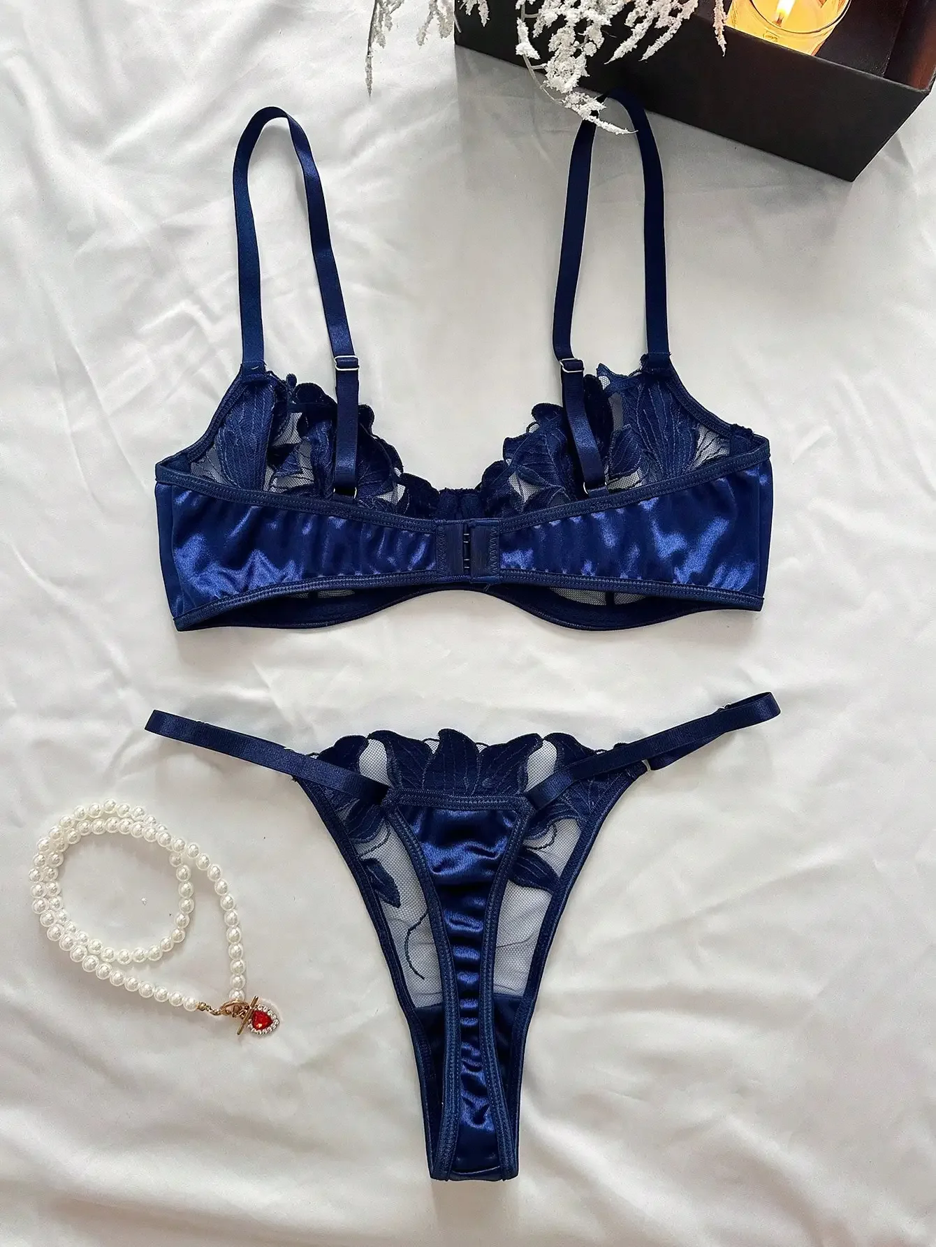 

2024 Lace Sexy Erotic Floral Embroidery Lingerie Set For Women Sensual Erotic Sexy 2-Piece Bra + Panty Underwear Set