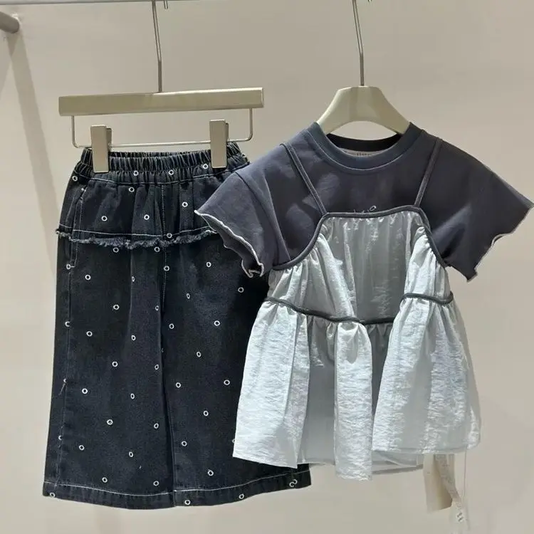 Girls\' summer outfit set 2025 new style short sleeved camisole skirt jeans three piece set for children