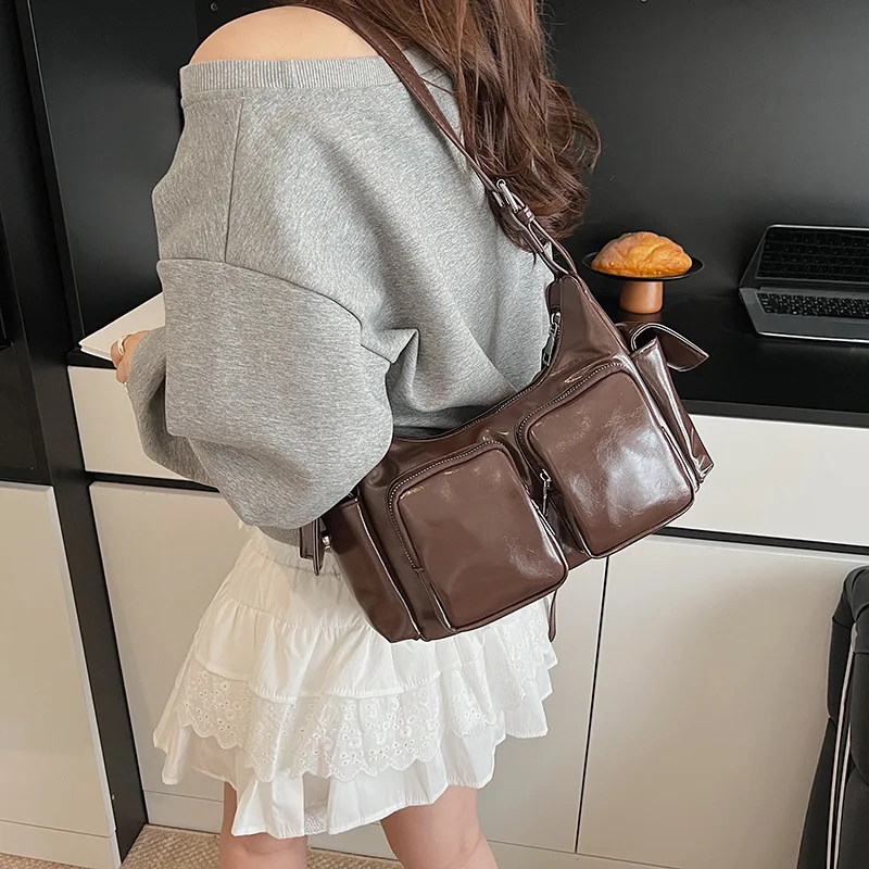 

Luxury 2025 Women's Retro Shoulder Bag, 3D Structured Crossbody Purse, Multi-Functional Casual Shopper for Weekend & Travel​