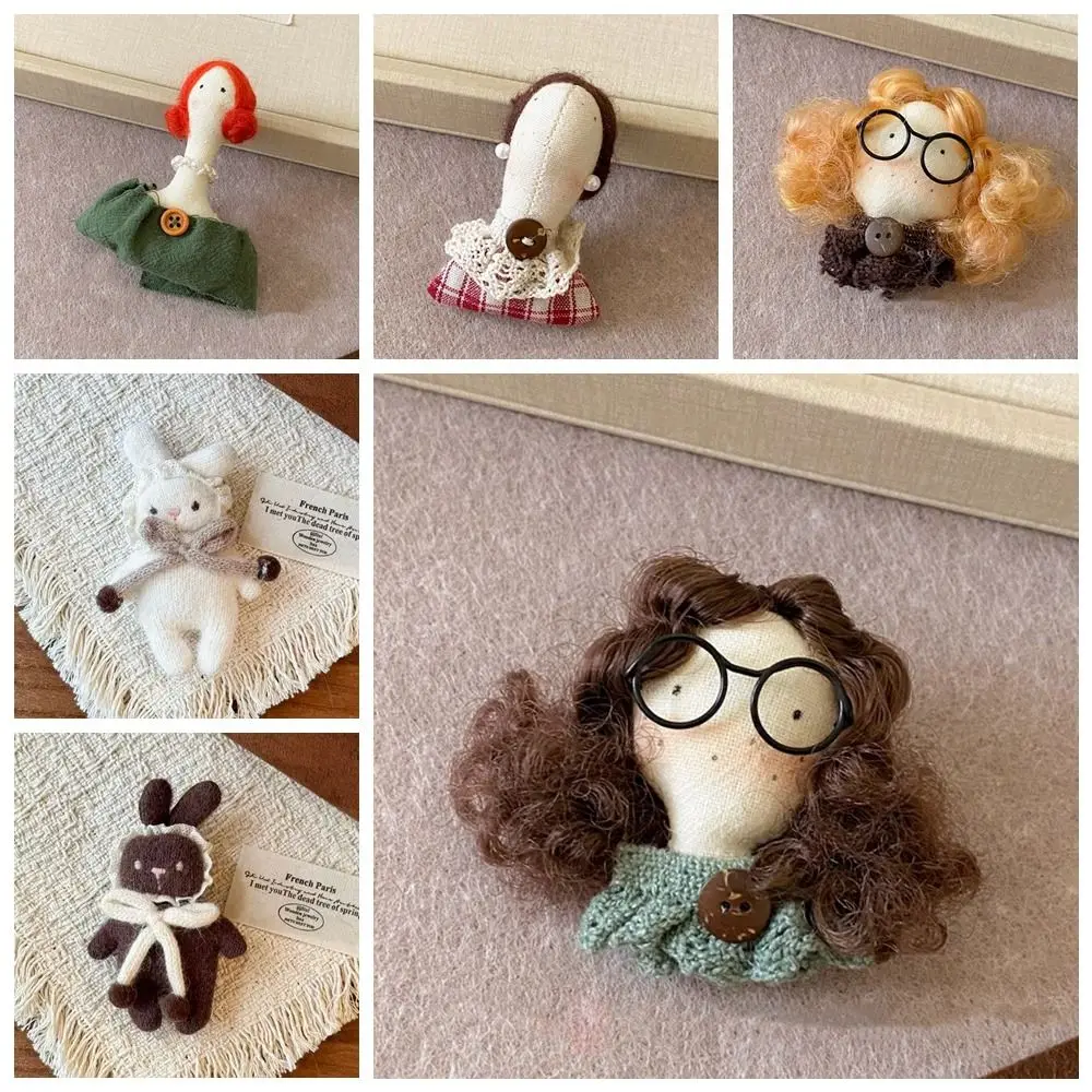 Fashion Curly Hair Girl Cloth Fabric Brooch Cute Cartoon Sweater Pin Retro Pin Accessories Little Rabbit Brooch Sweater