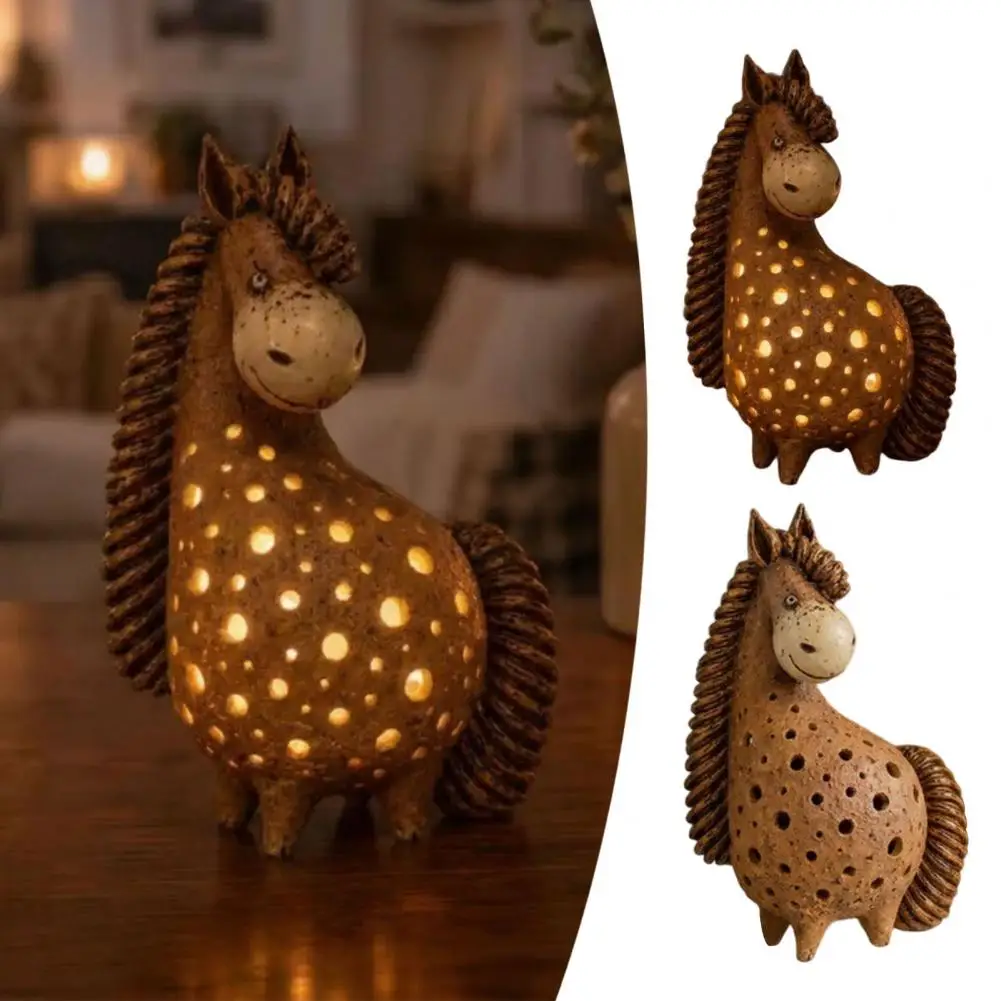 Horse Figurine Lamp with Warm LED Glow, Farmhouse Equestrian Decor Night Light, Battery Operated Ambient Light for Bookshelf Man