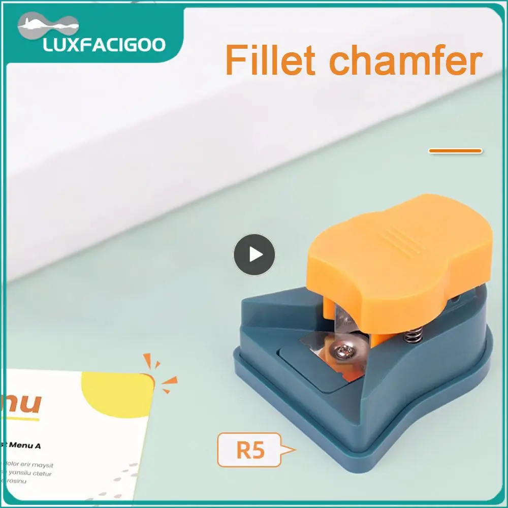 กระดาษโค้งมนตัดเรียบสีเทาที่ตัดวงกลมใช้งานง่ายผลิตภัณฑ์ในครัวเรือนที่มีสีสันเจาะรูเนื้อใช้ได้อย่างกว้างขวาง