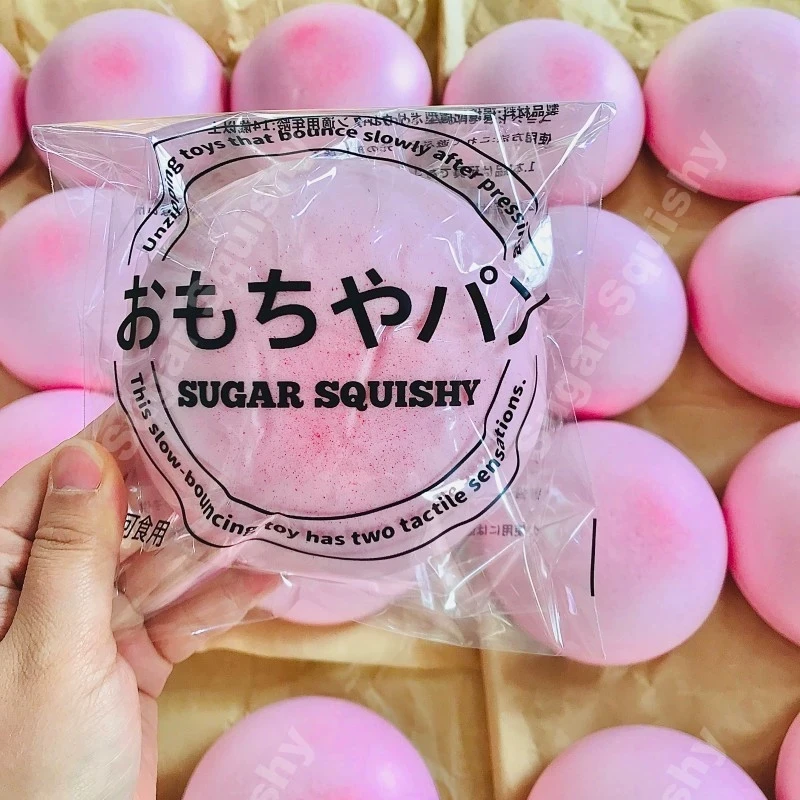 Squishy Simulated Pink Buns Squeeze Toy Soft Stress Relief Slow Rising Sensory Fidget Toys for Anxiety Relief Adults Squishy Toy