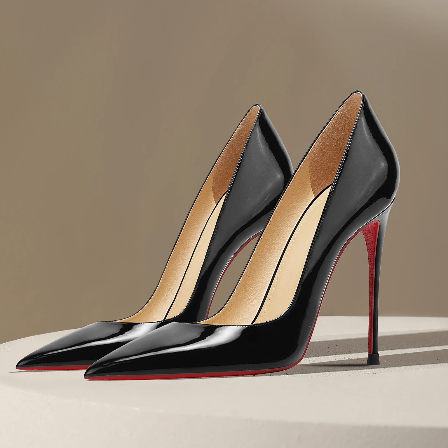 

Новые стильные туфли на высоком каблуке 2025, черные женские универсальные туфли-лодочки из лакированной кожи из натуральной кожи с красной подошвой на шпильке и острым носком