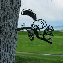 

Metal Iron Contour Chipmunk Silhouette Garden Stake Metal Yard Art Garden Tree Decoration Backyard Garden Patio Outdoor Decor