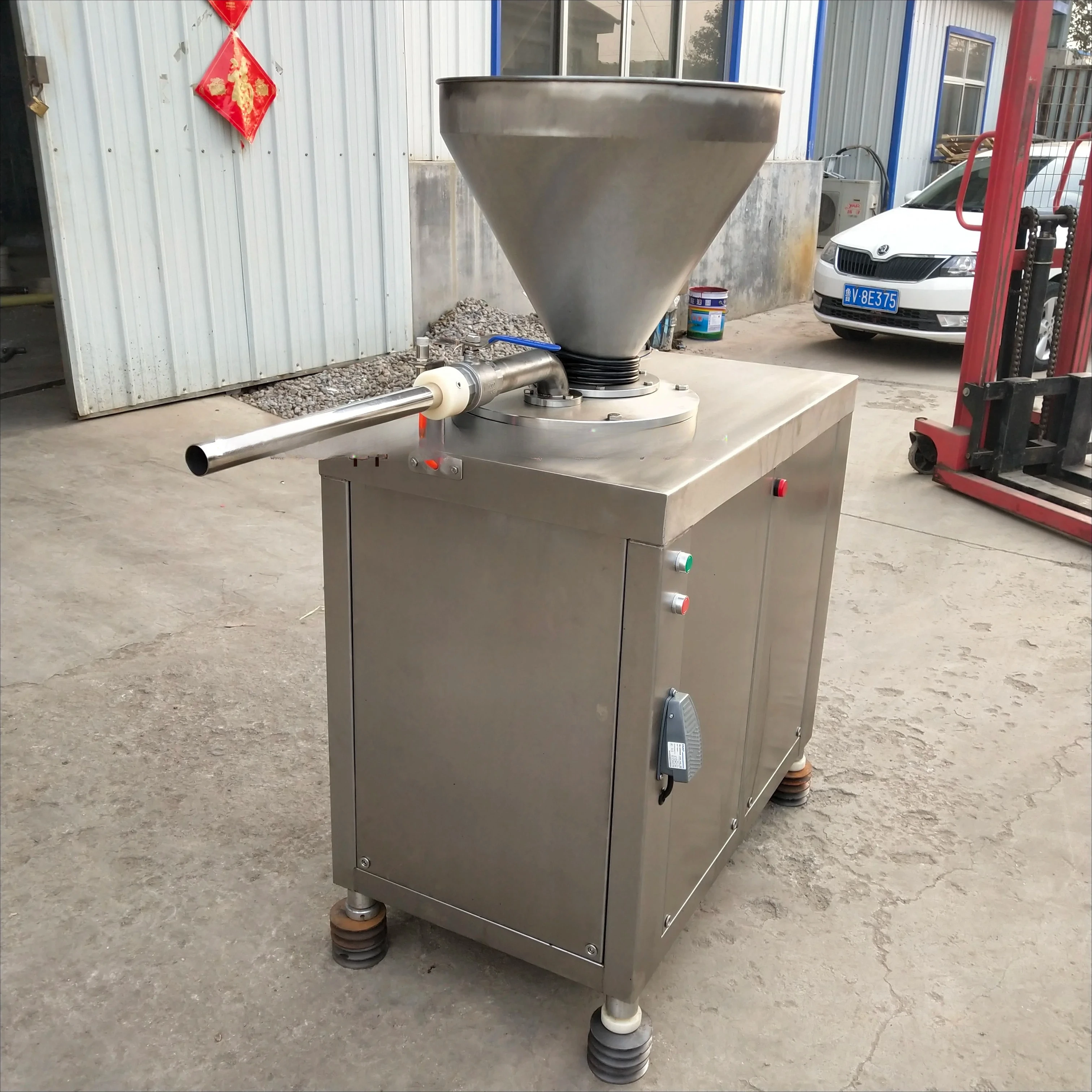 2026-Commercial Efficient 50L Hydraulic Sausage Filling Making Machine Sausage Stuffer Sale
