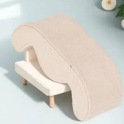 Рисунок 6 - Подушка для дисплея часов Eva и