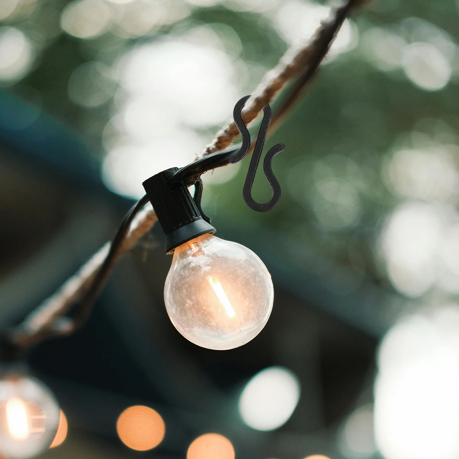 

10Pcs Hooks Christmas Tree Lights Plastic Weatherproof Gutter Clips Holiday Decorations Versatile Application Black