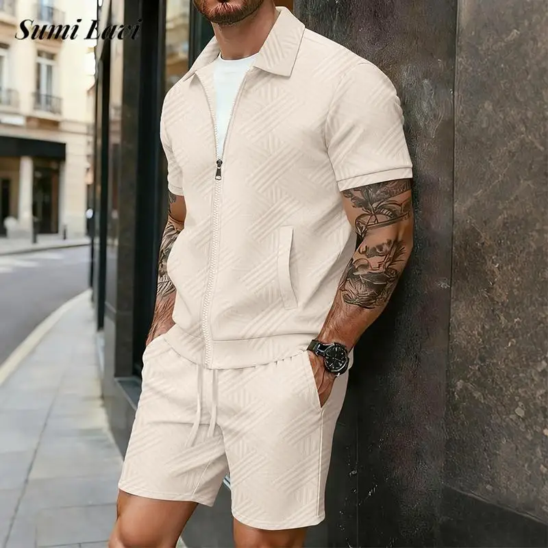 

Мужские повседневные комплекты из двух предметов: поло с коротким рукавом на молнии и шорты. Стильные свободные костюмы для мужчин на весну-лето.