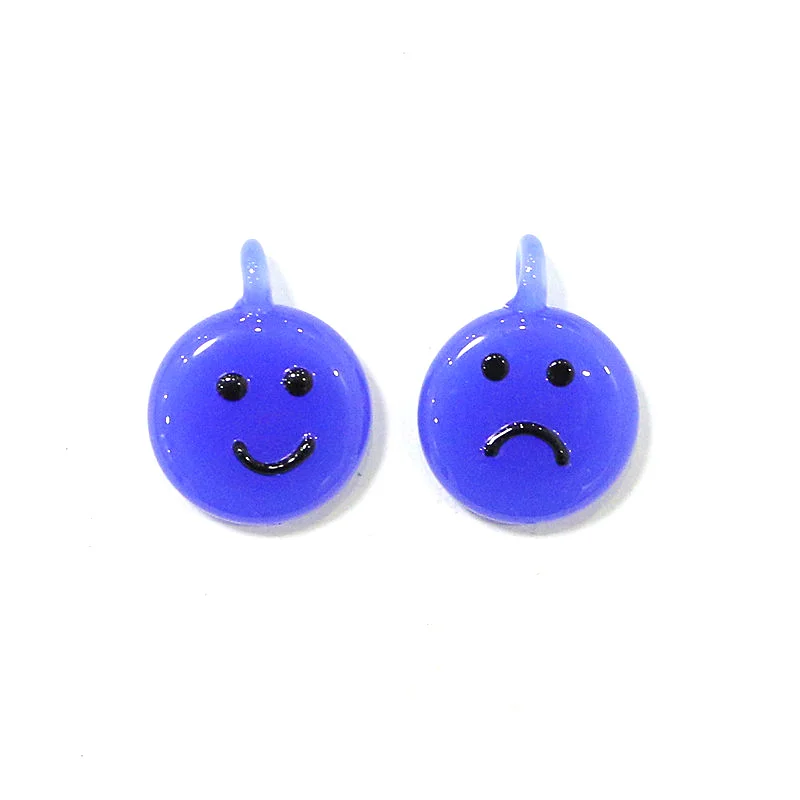 2pcs Mini Flat Cute Glass Face Charm Pendant Ornament Fashion DIY Craft Supplies Perfect Festival Party Gift for Handmade Lovers