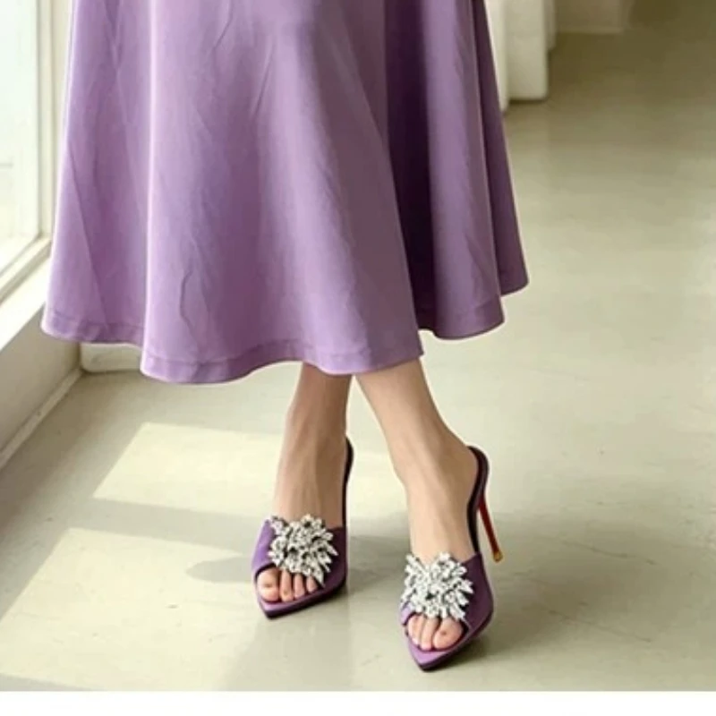New light luxury rhinestone flower pointed high-heeled sandals with exposed toes women's slim heels and socialite style slippers
