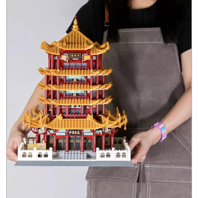 SEMBO gele kraantoren bouwstenen met de hand geassembleerde architectonische modellen van vier beroemde gebouwen, trendy speelgoed en ornamenten