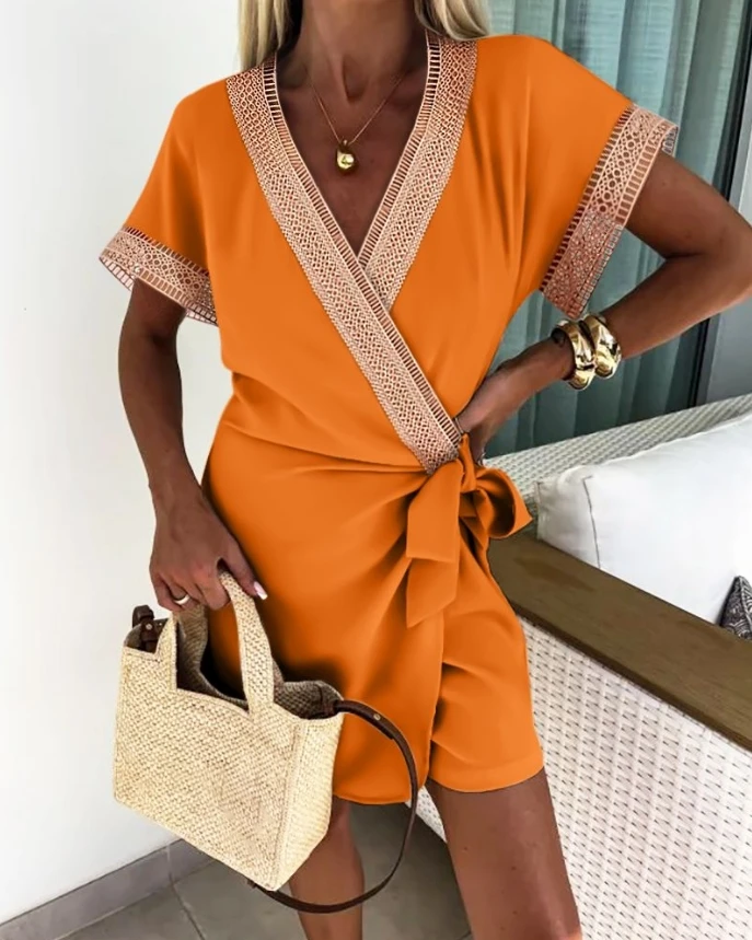 

2024 Summer Woman Jumpsuits Elegant Tape Patch Hollow Out Tied Detail Romper Sexy New Fashion Casual One Pieces