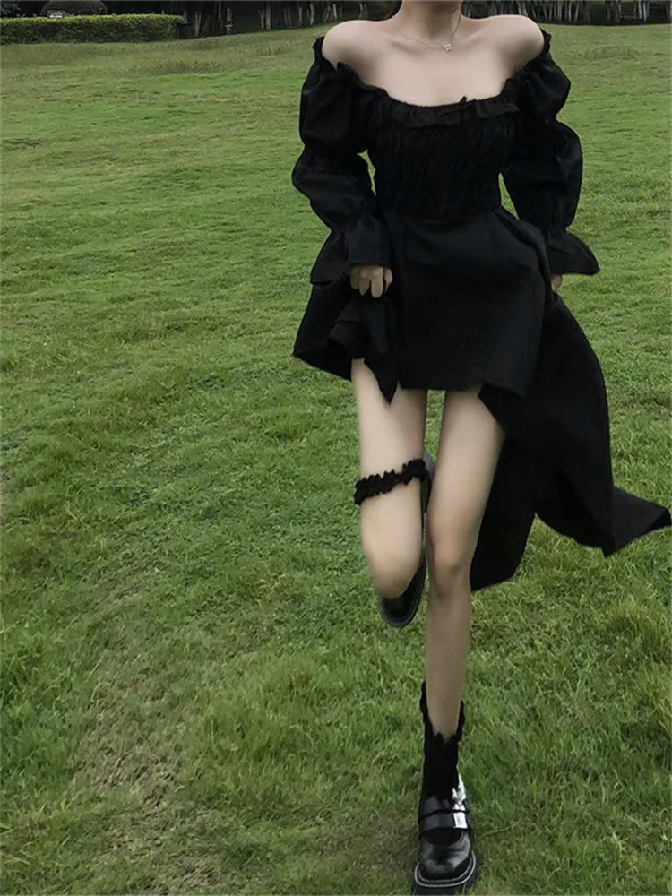 

Вечернее платье Hebe Sle Little Bla Dr Birthday Par Design с одним открытым плечом, длинным рукавом, завышенной талией и юбкой А-силуэта