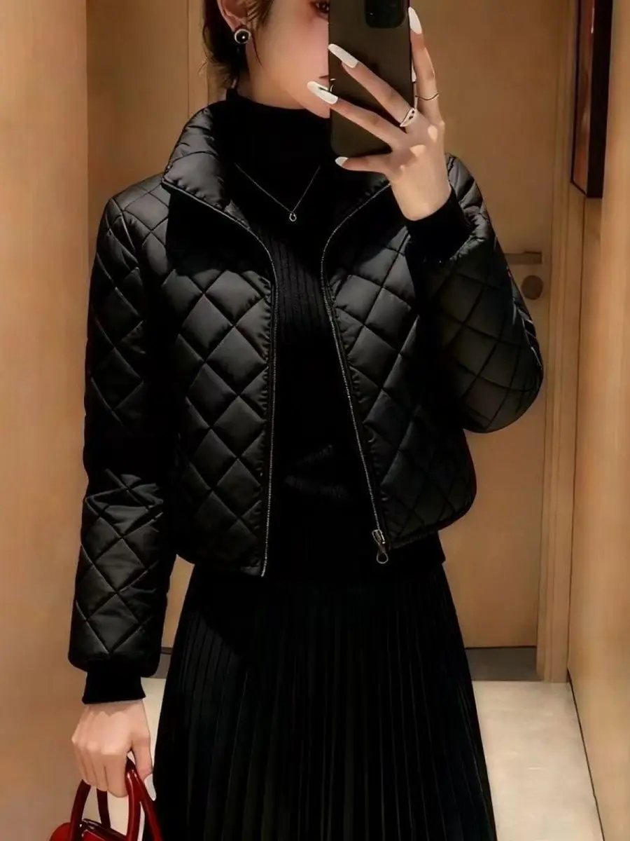 

Slim Fit Short Quilted Cotton Jacket Women's Stand Collar Warm Stylish Black Diamond Patterned Outerwear Winter 2025 New Arrival