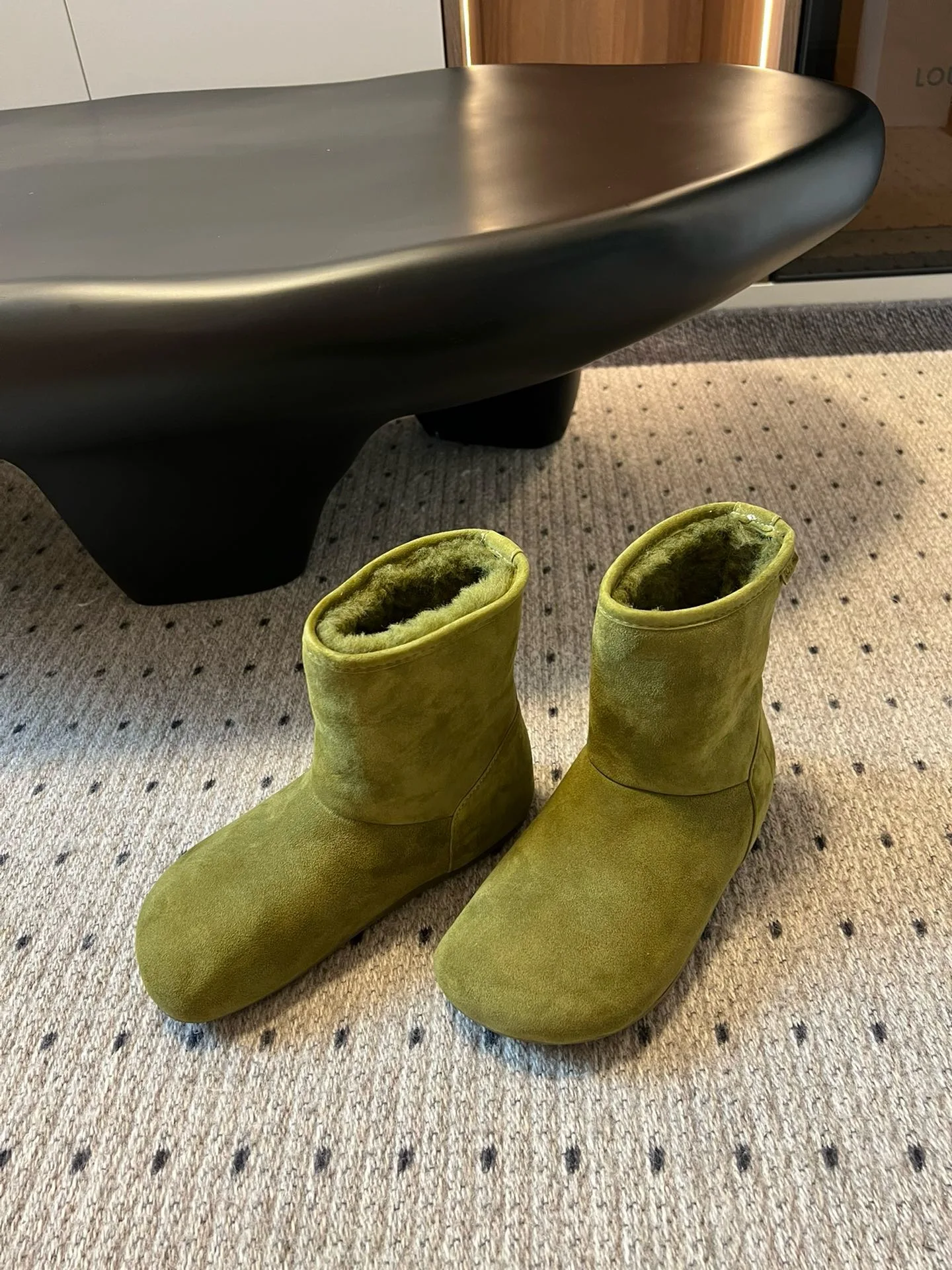 Fall/Winter 2024 new snow boots Joker soft lambswool fur integrated non-slip fashion women's shoes