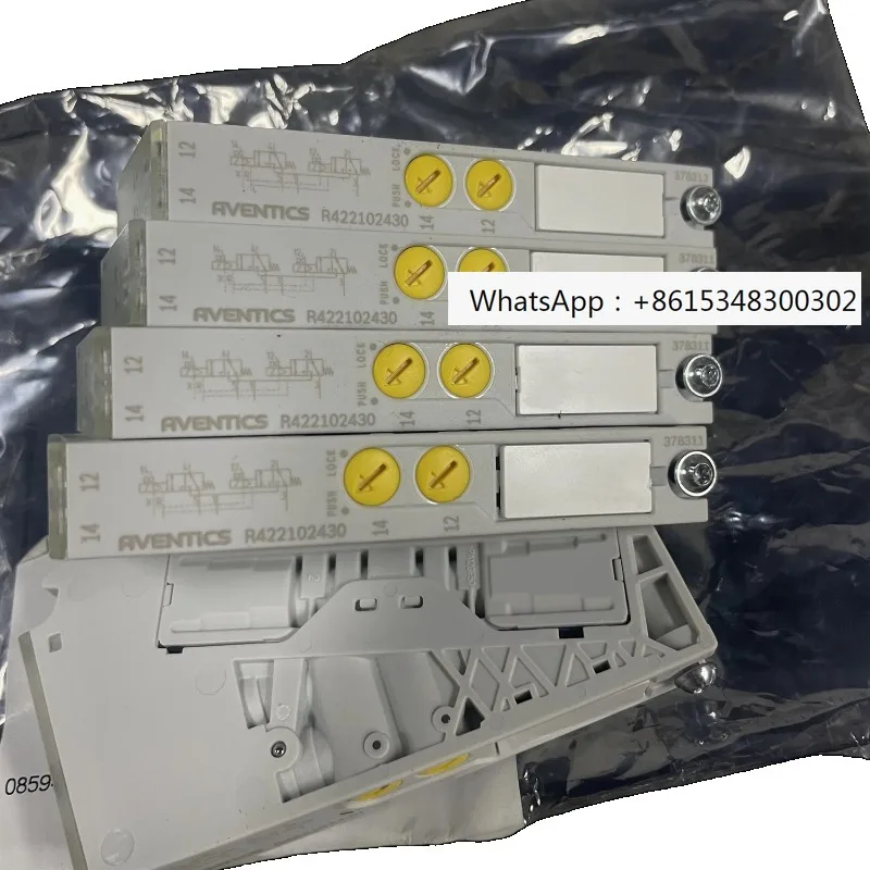 1 PZ AVEENTICS, valvola AV03 R 422102430 , R 422102433   connettore R 422002555