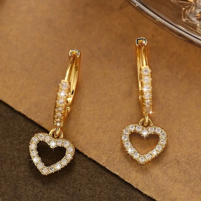 European and American fashion style love drop earrings for women, luxurious and sparkling, with cubic zirconia inlays, perfect